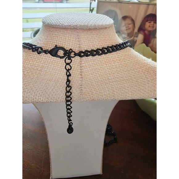 Black Steel Lariat Necklace with a Gothic Punk Aesthetic,  New. - Picture 3 of 4